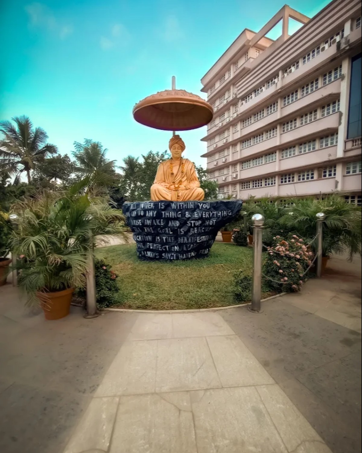 Vivekanand Education Society Plans New CBSE School in Chembur