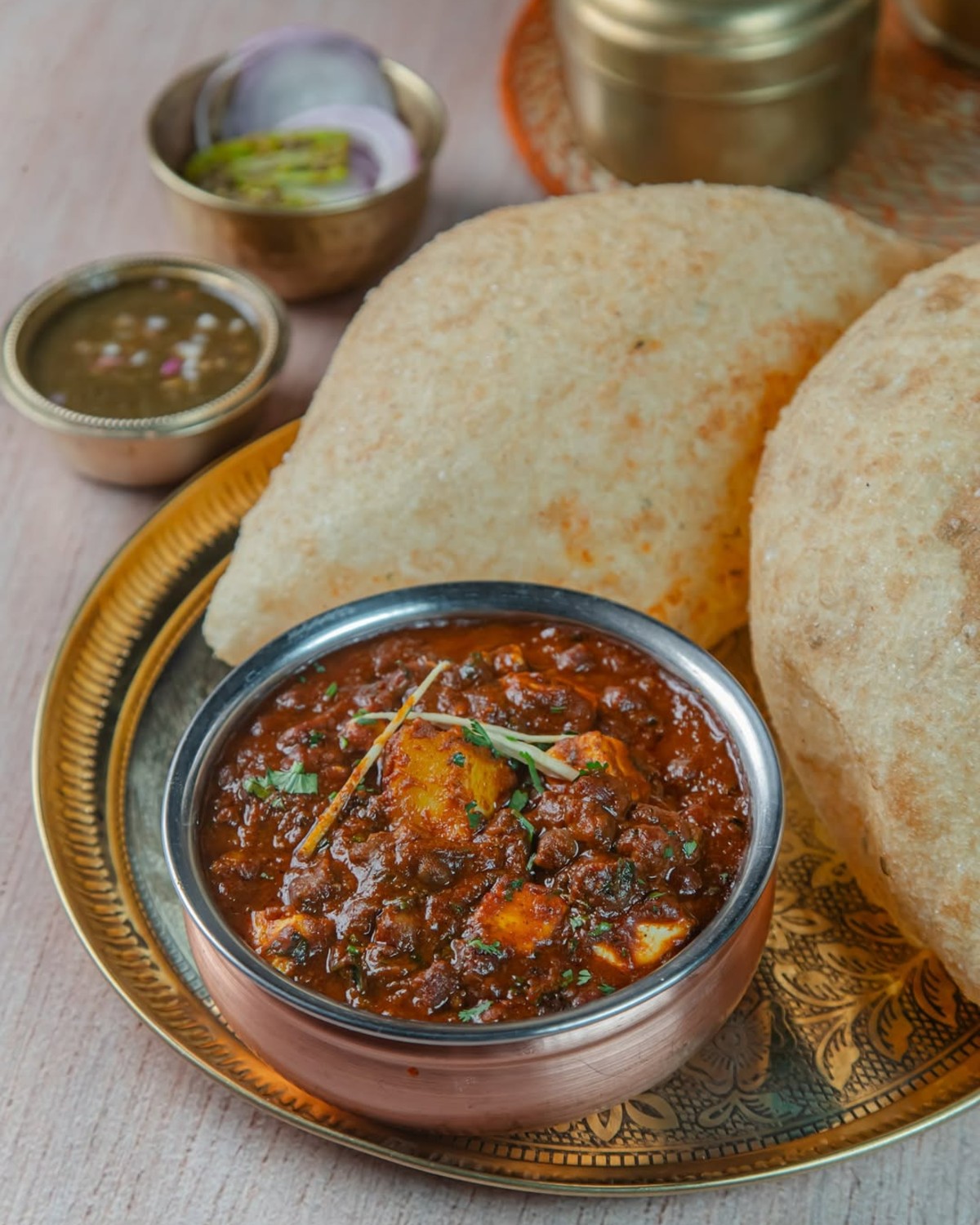 2,000 Plates a Day – Delhi Se’s Chole Bhature Craze Is Real!